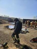 2026 - �kolen� a prov�rka velitel� - P�ed n�cvikem ve Flashover kontejneru